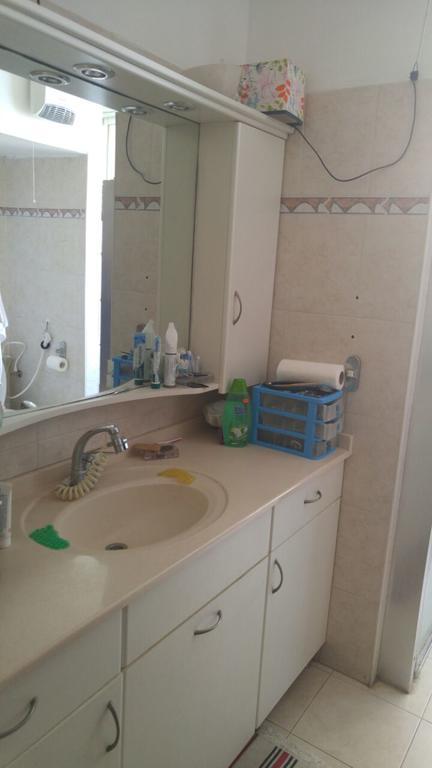 Rakevet Hotell Bat Yam Exteriör bild